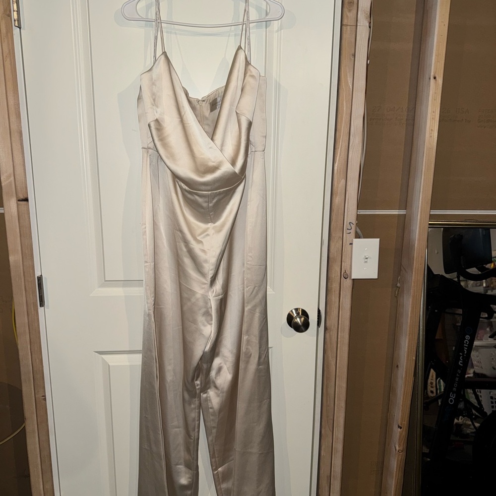 Monique Lhuillier Cream Satin Dress
